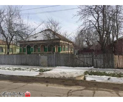 Vand sau schimb casa+teren (2100 m2)