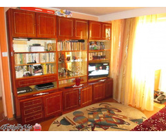 apartament 2 cam de vanzare - Imagine 1