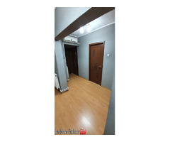 Vând apartament cu 2 camere, zona Radu Negru (Viziru). Etajul 4 cu pod - Imagine 6