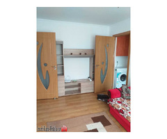 Închiriez apartament cu 2 camere - Imagine 4