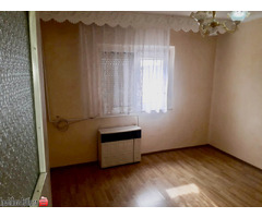Vand ap 3 cam. Et.4 preț €41.000 - Imagine 8