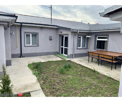 Vând casa comuna din Paris Braila