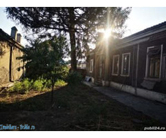 Teren si casa de vanzare