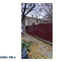 Casa de vanzare ultracentral, 4 camere - Imagine 3