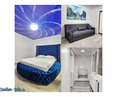 Vand Apartament Central cu 2 camere, complet mobilat, parter - Imagine 2