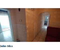 Apartament 3 camere de vanzare - Imagine 1
