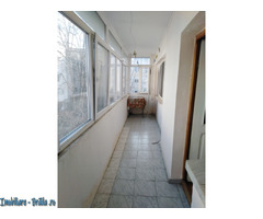 DIRECT PROPRIETAR Vand apartament cu 4 camere - Imagine 4
