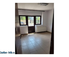 Inchiriez vila super in Zona 1 a Brailei - Imagine 10