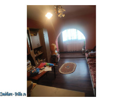 Vand apartament cu trei camere - Imagine 3