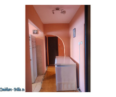Vand apartament cu trei camere - Imagine 4