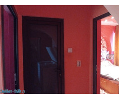 Vand apartament cu trei camere - Imagine 8