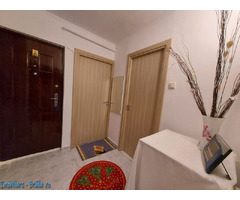Vand apartament 3 camere decomandat conf 1 spatios in zona linistita - Imagine 1