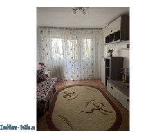 Închiriez apartament cu trei camere - Imagine 4