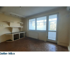 De vanzare apartament 3 camere decomandat, cartier Hipodrom - Imagine 2