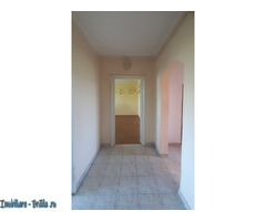 De vanzare apartament 3 camere decomandat, cartier Hipodrom - Imagine 3