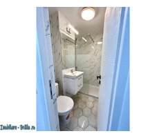 apartament 3 camere renovat etaj 3/4 ,microhala - Imagine 3
