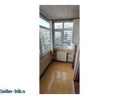 Vand apartament 2 camere - Imagine 8