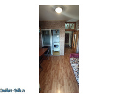 Vand apartament 2 camere - Imagine 10