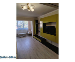 Inchiriez apartament cu 3 camere renovat - Imagine 4