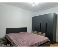 Închiriez apartament 3 camere pe termen lung - Imagine 2